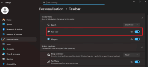 How to switch between open windows in Windows 11