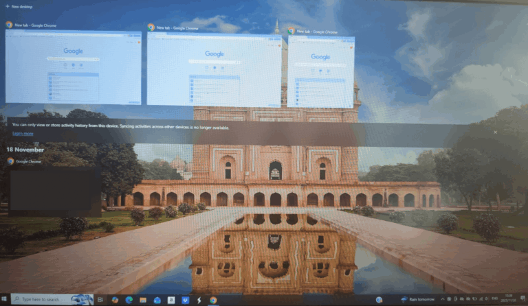 How to switch between open windows in Windows 11