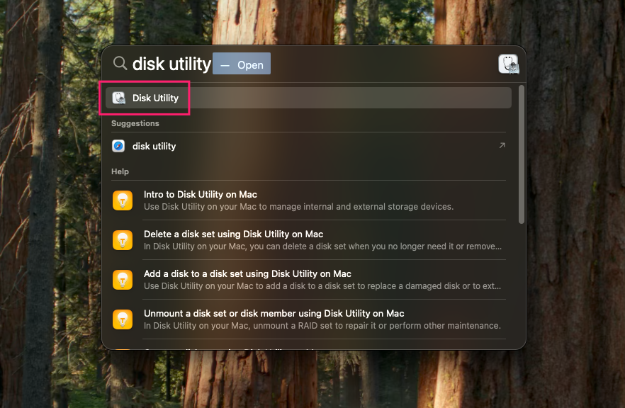 Open Disk Utility on macOS Open Disk Utility on macOS